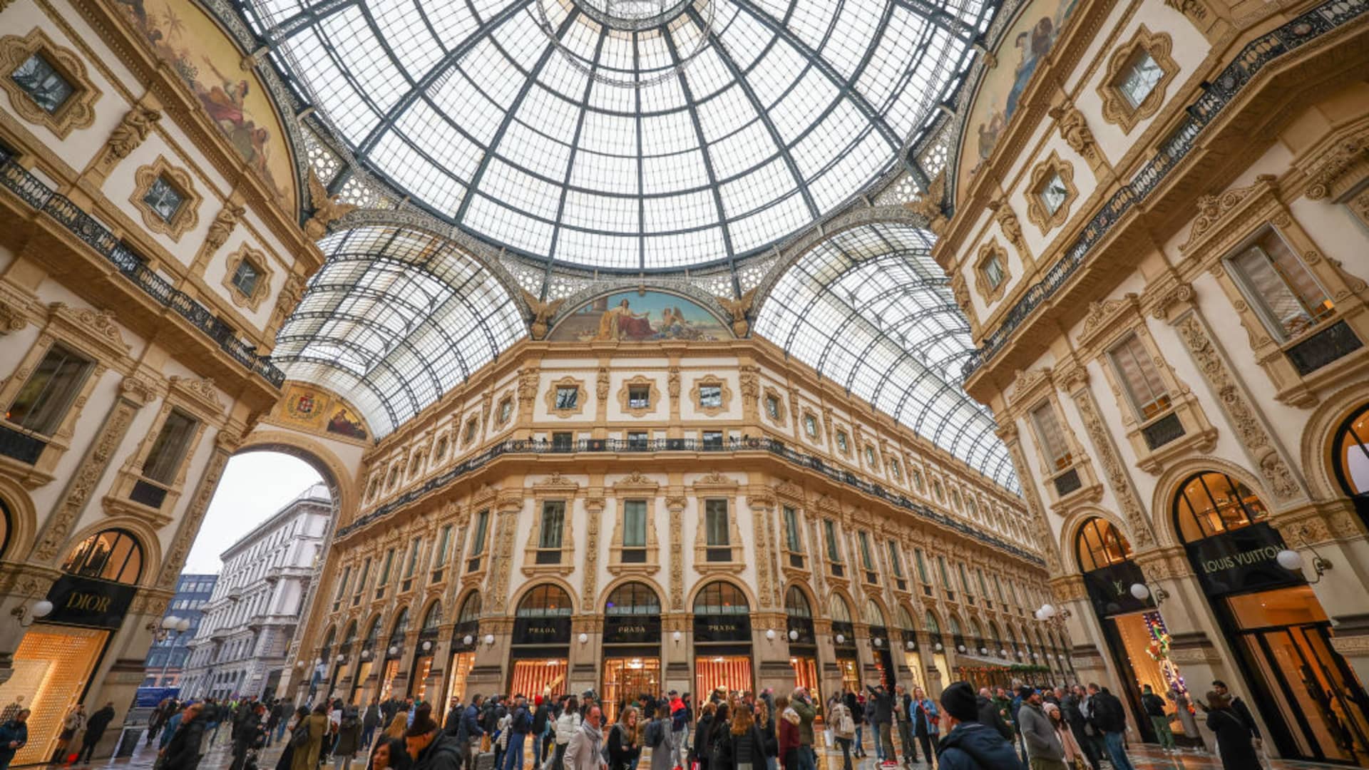 How Italy’s flat tax regime has sparked a super rich boom in Milan