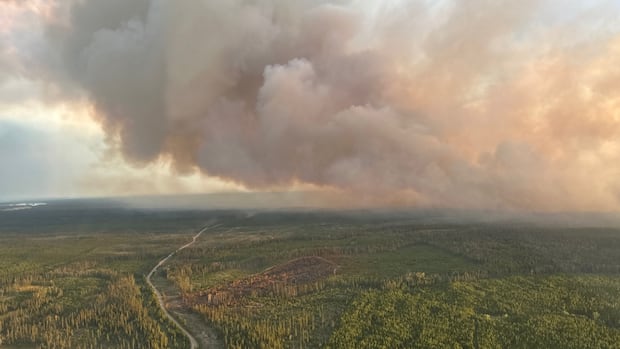 More than 1,500 ordered to evacuate as wildfires burn around Anahim Lake in central B.C.