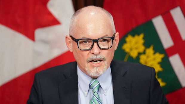 Ontario’s top doctor says province needs to modernize vaccine registry, calls for national schedule